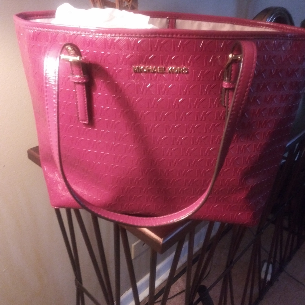 Michael kors tote
